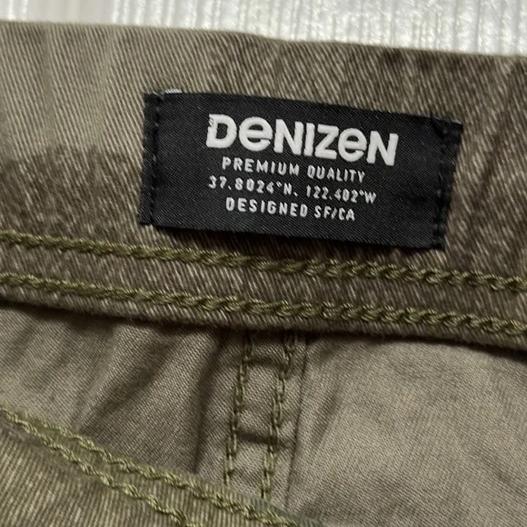 Denizen from Levi’s Super Flex Camouflage Jogger Pants - Picture 5 of 16